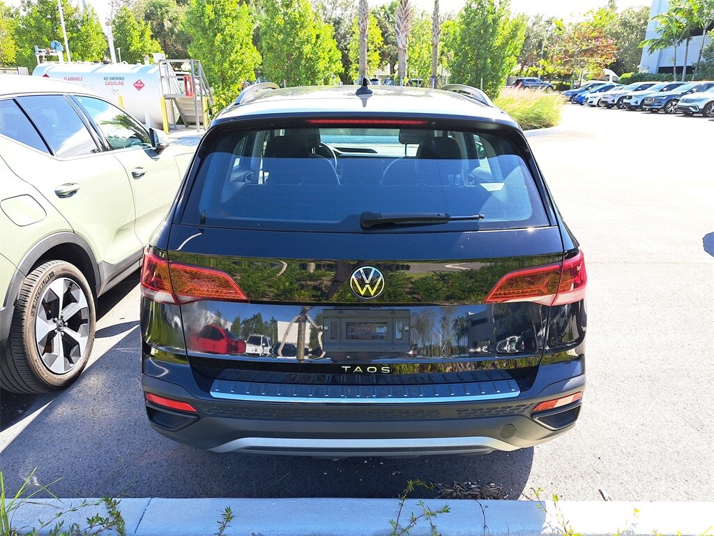 Used 2023 Volkswagen Taos 1.5T S SUV
