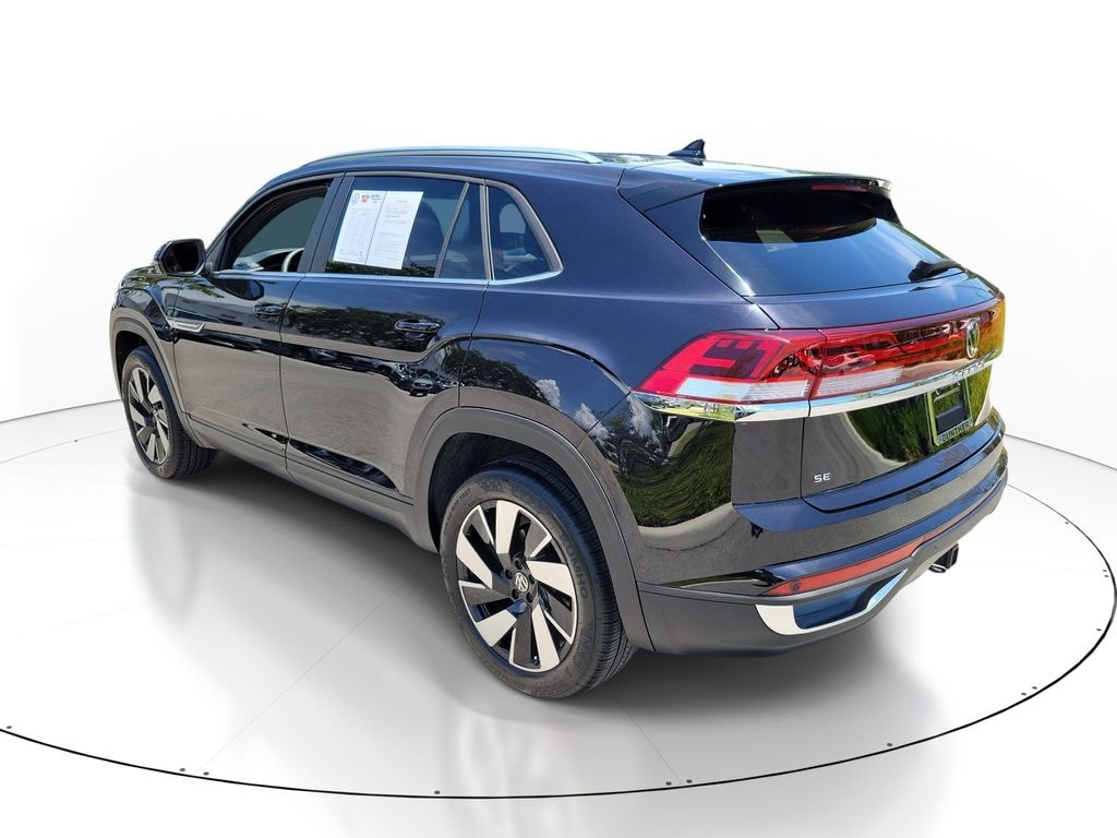 Certified 2024 Volkswagen Atlas Cross Sport 2.0T SE w/Technology SUV