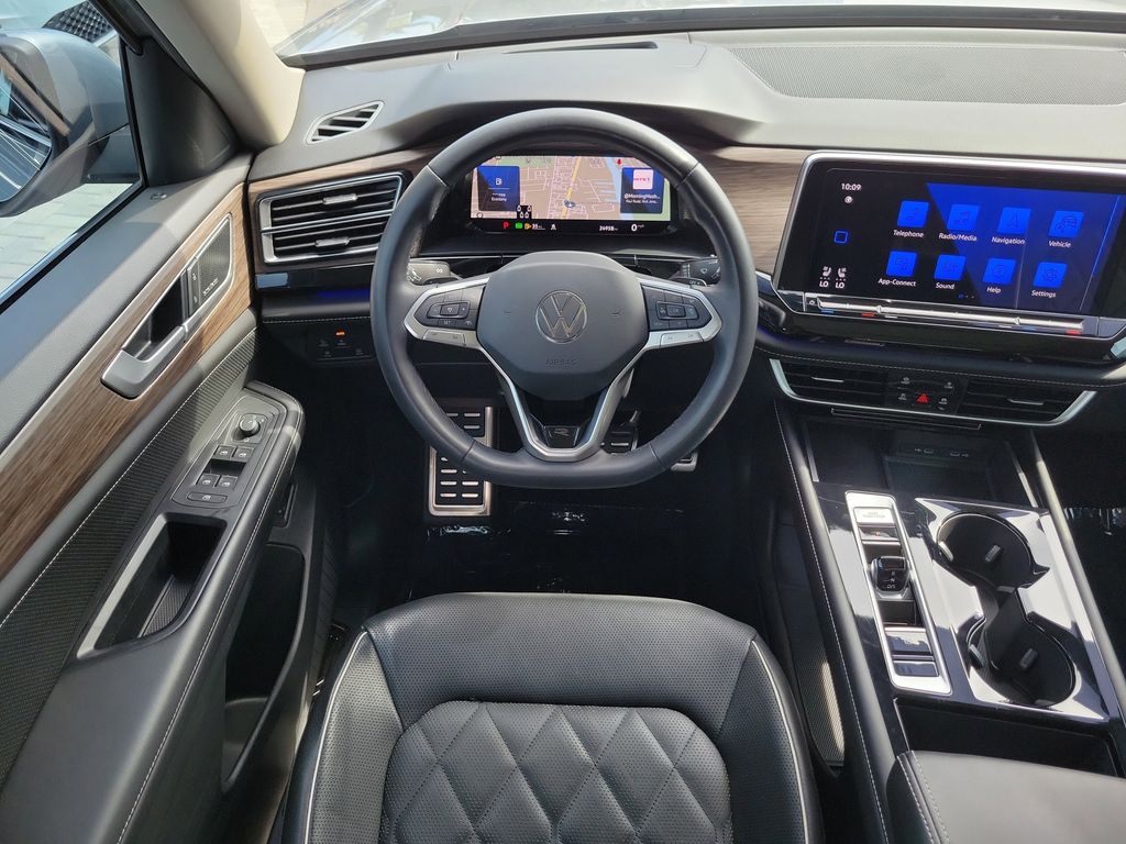 2024 Volkswagen Atlas SEL Premium R-Line - Photo 15