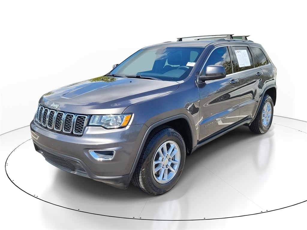 Used 2019 Jeep Grand Cherokee Laredo SUV