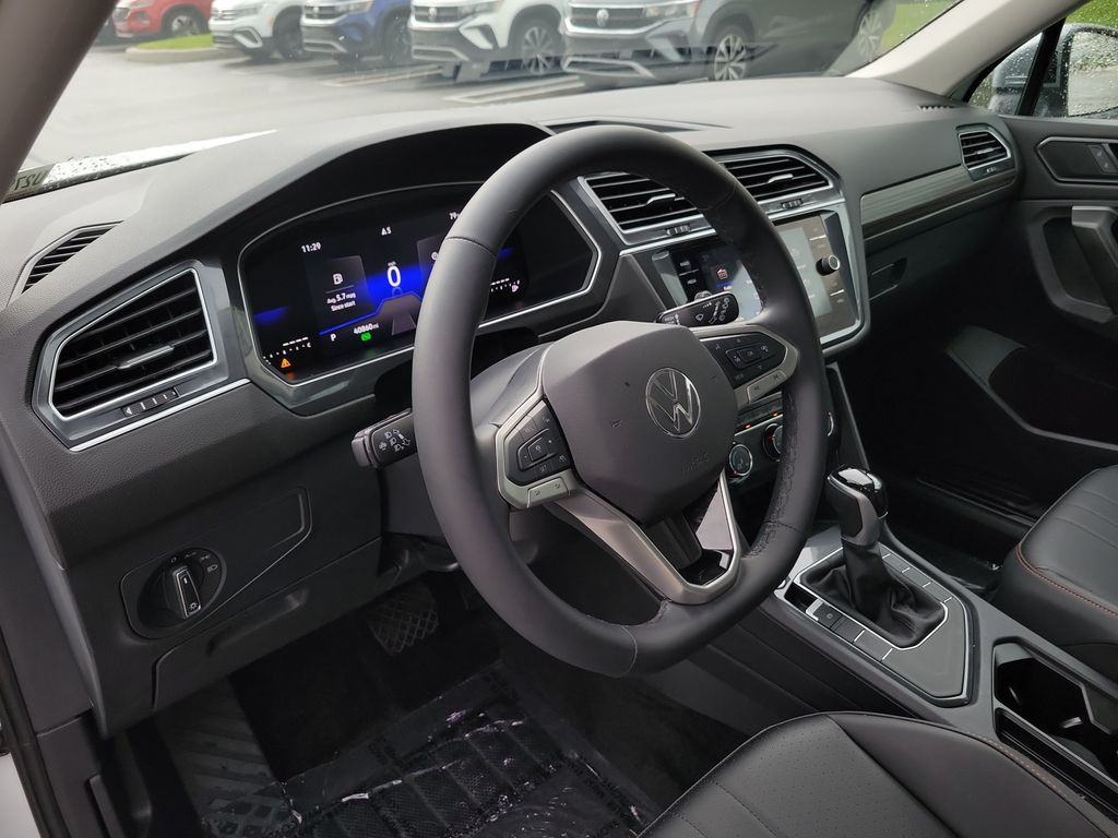 2024 Volkswagen Tiguan Wolfsburg Edition - Photo 21