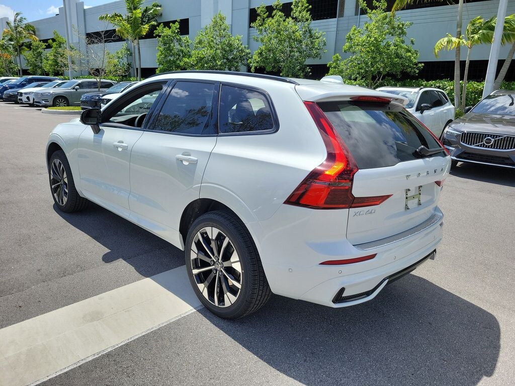 New 2026 Volvo XC60 B5 Plus SUV