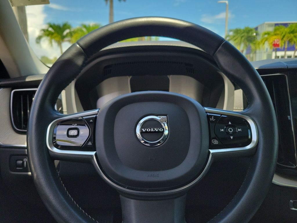 2021 Volvo XC60 Inscription - Photo 23