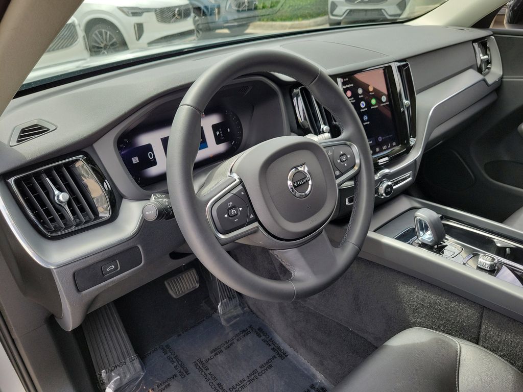 2024 Volvo XC60 Core - Photo 19