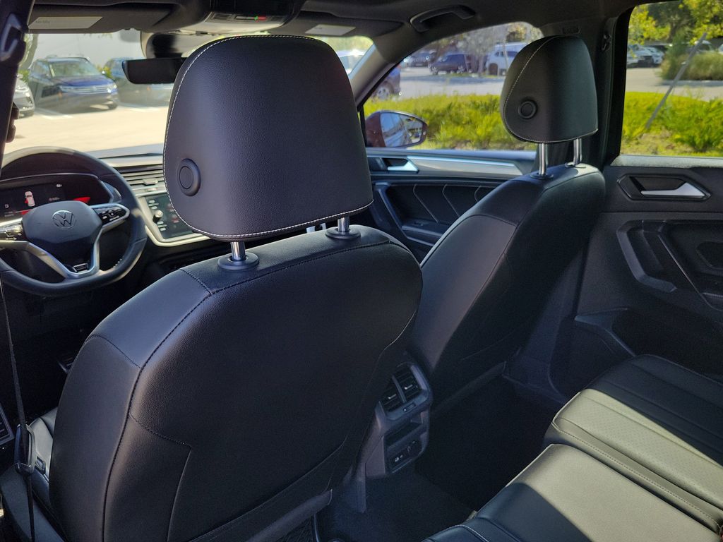 2022 Volkswagen Tiguan SE R-LINE BLACK - Photo 13
