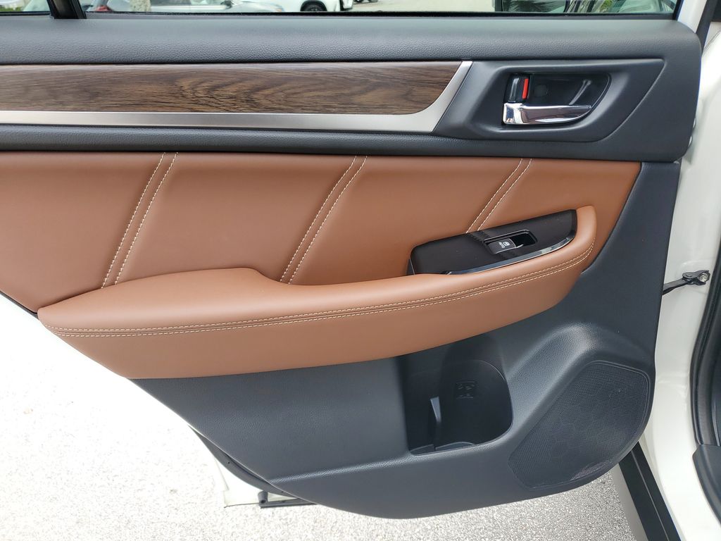 2018 Subaru Outback Touring - Photo 10
