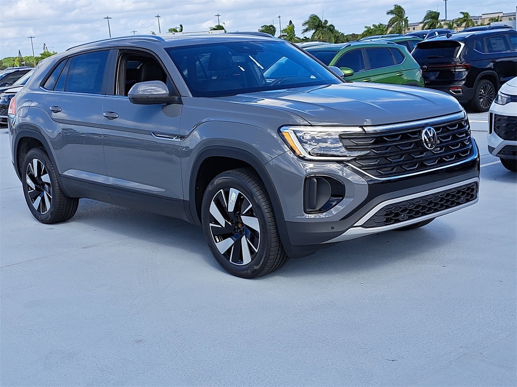 New 2026 Volkswagen Atlas Cross Sport 2.0T SE w/Technology SUV