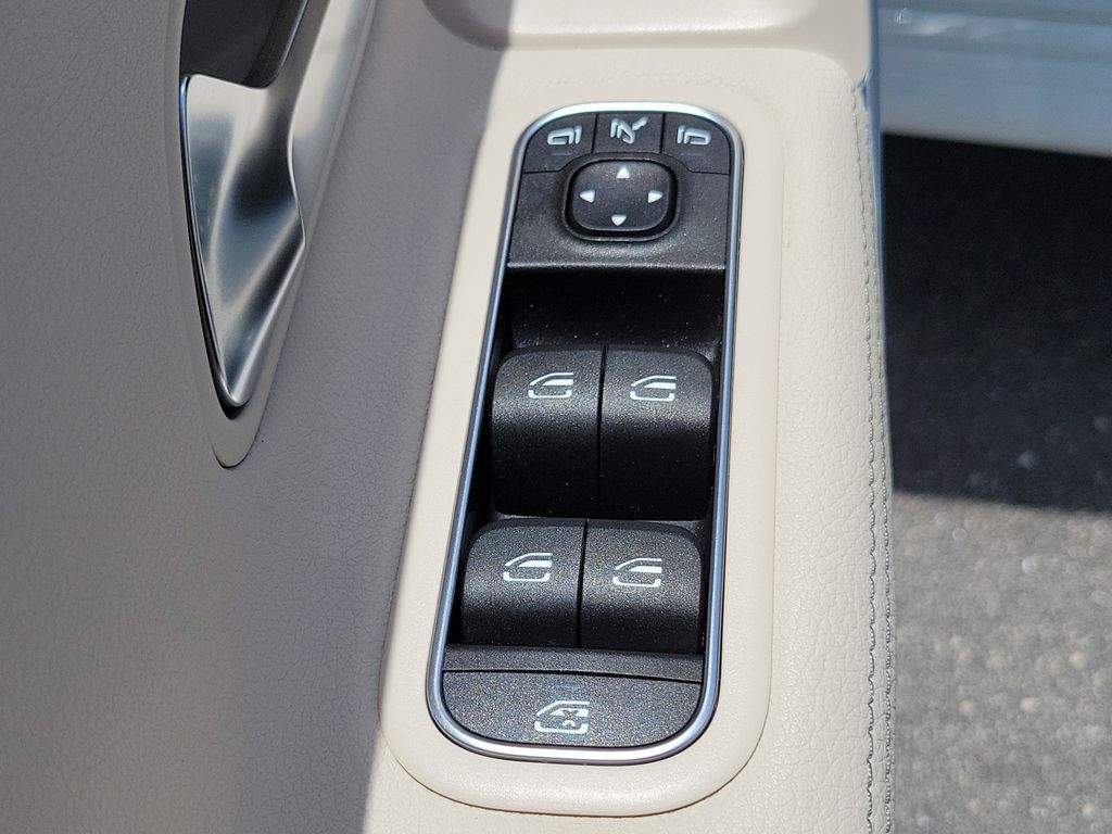 2023 Mercedes-Benz CLA CLA 250 - Photo 17