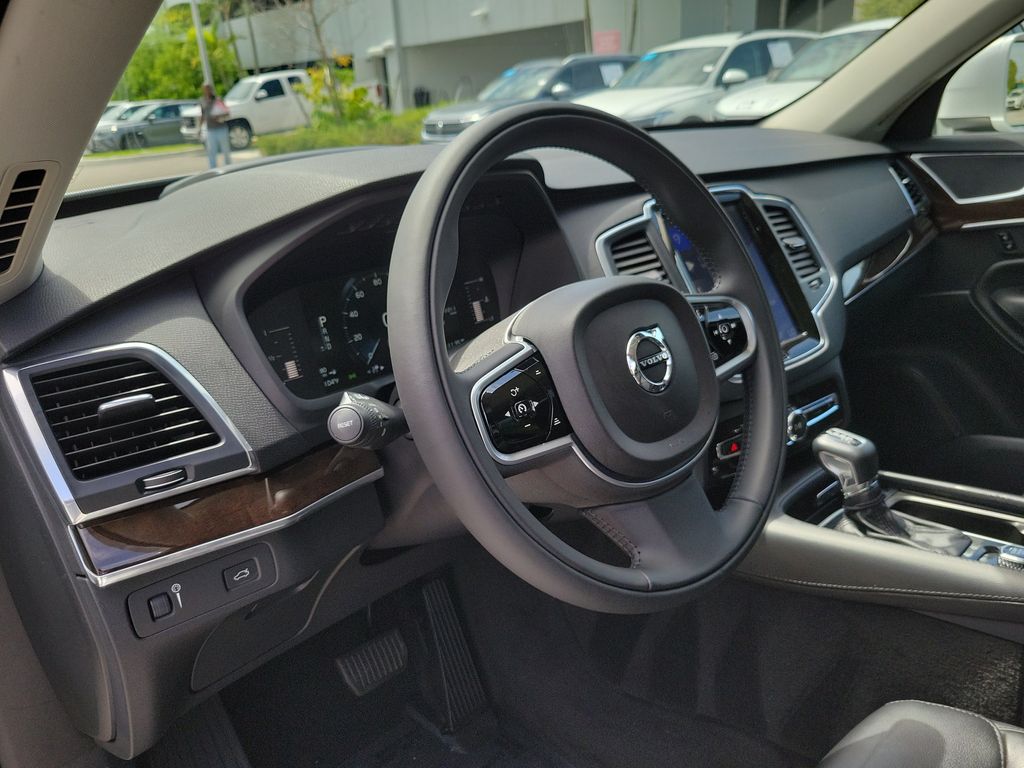 2019 Volvo XC90 Momentum - Photo 20