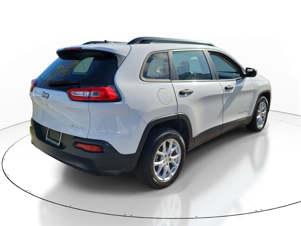 Used 2016 Jeep Cherokee Sport FWD SUV