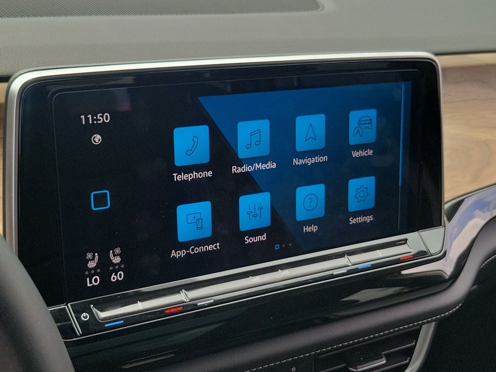 2024 Volkswagen Atlas SE w/Tech - Photo 28