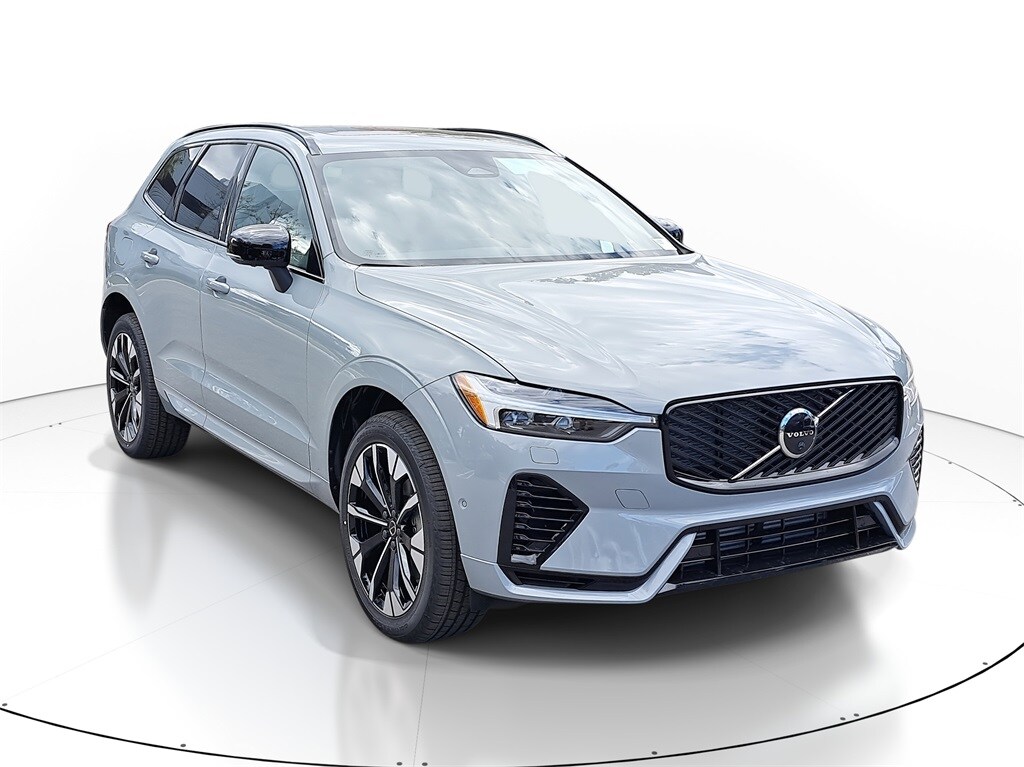 New 2026 Volvo XC60 plug-in hybrid T8 Plus SUV