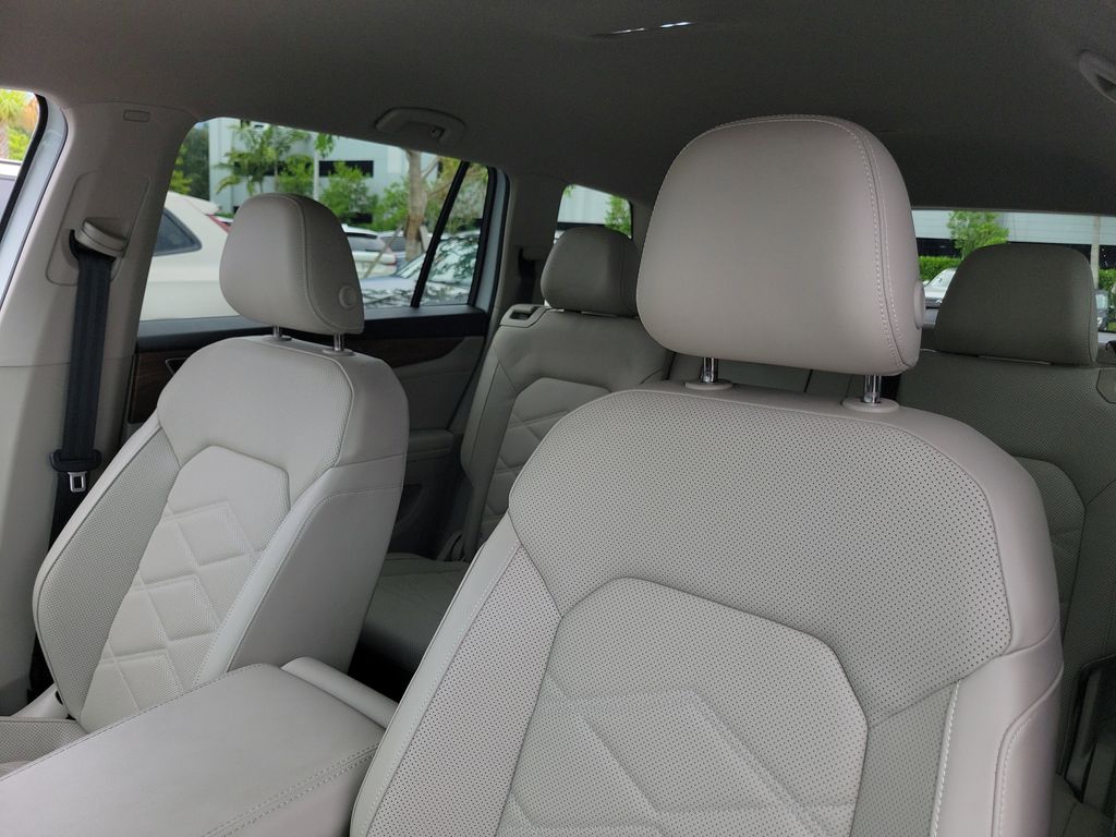 2024 Volkswagen Atlas SE - Photo 19