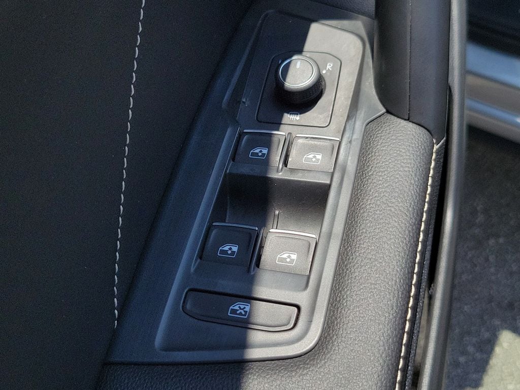 2023 Volkswagen Tiguan SE R-LINE BLACK - Photo 19
