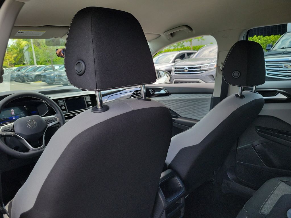 2023 Volkswagen Taos S - Photo 12