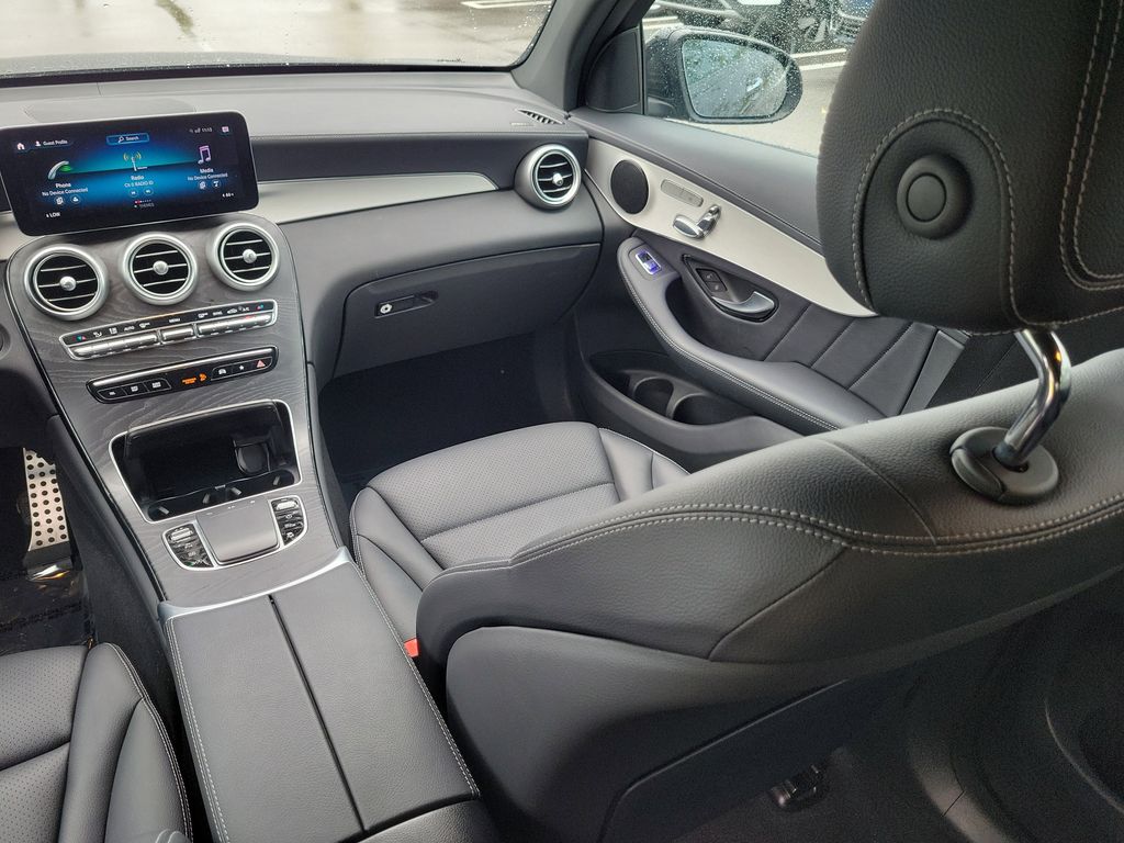 2022 Mercedes-Benz GLC Coupe GLC300 - Photo 16