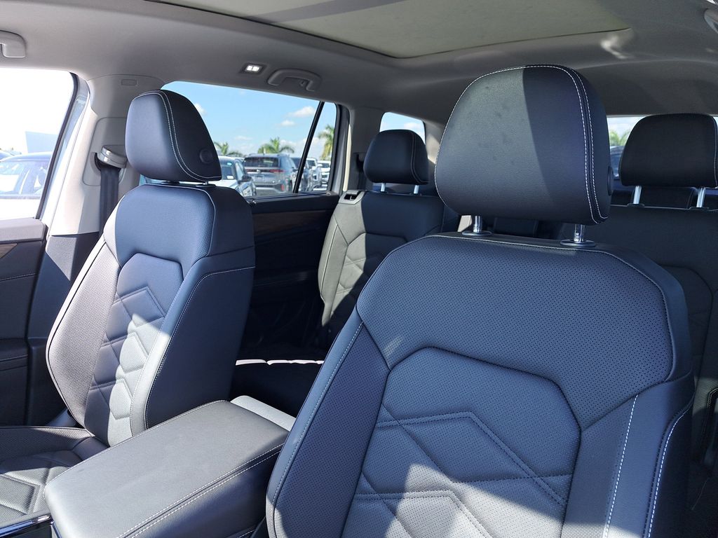 2026 Volkswagen Atlas SE w/Tech - Photo 21