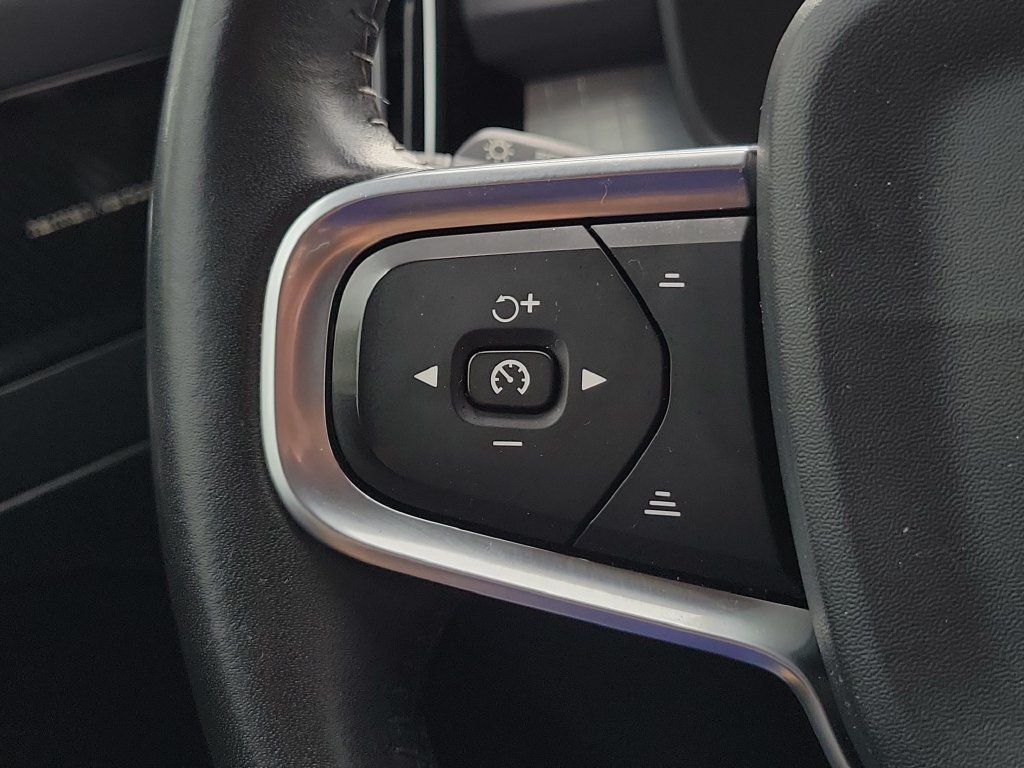 2019 Volvo XC40 Momentum - Photo 24