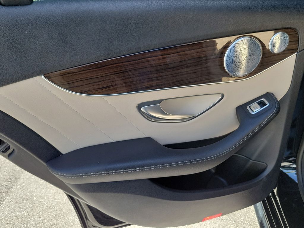 2019 Mercedes-Benz C-Class Sedan C300 - Photo 8