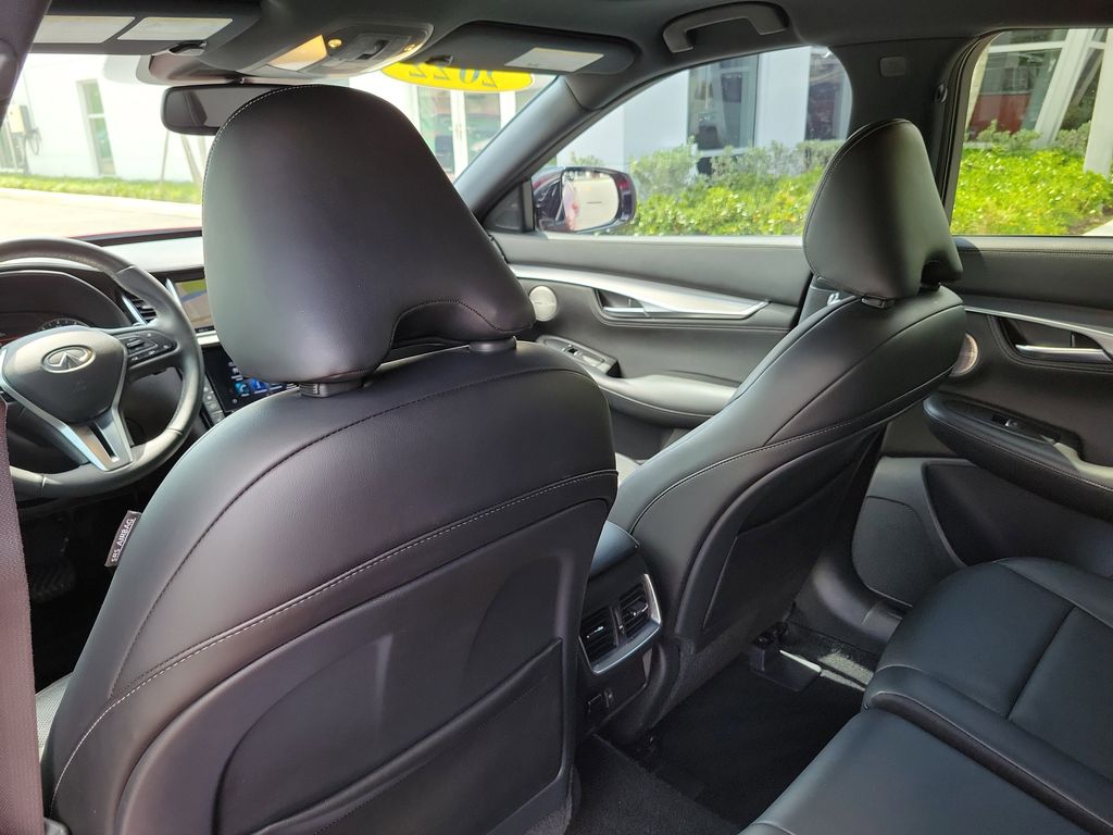 2022 INFINITI QX55 Essential - Photo 14