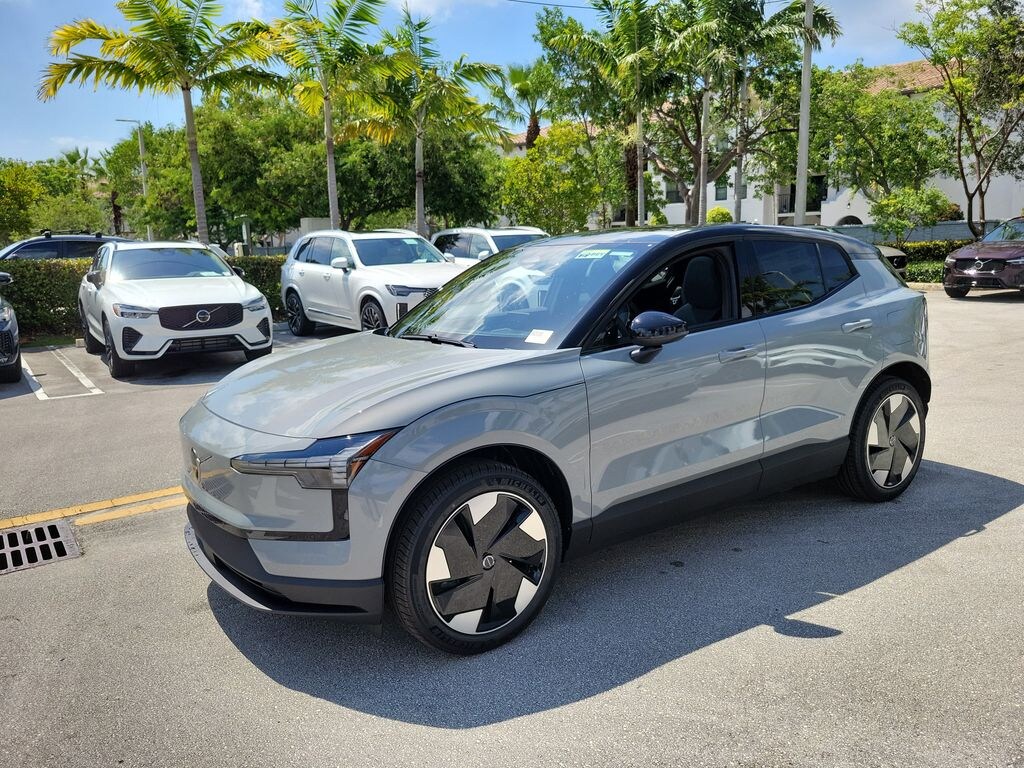 New 2026 Volvo EX30 Single Motor Plus SUV