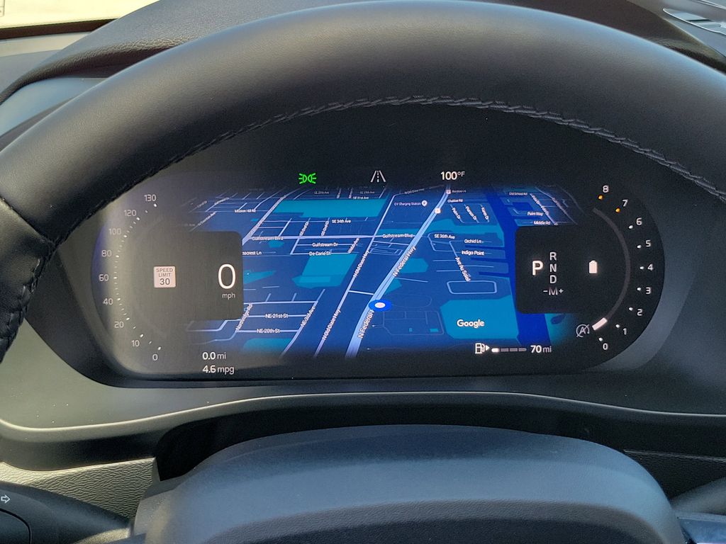 2024 Volvo XC40 Plus - Photo 26