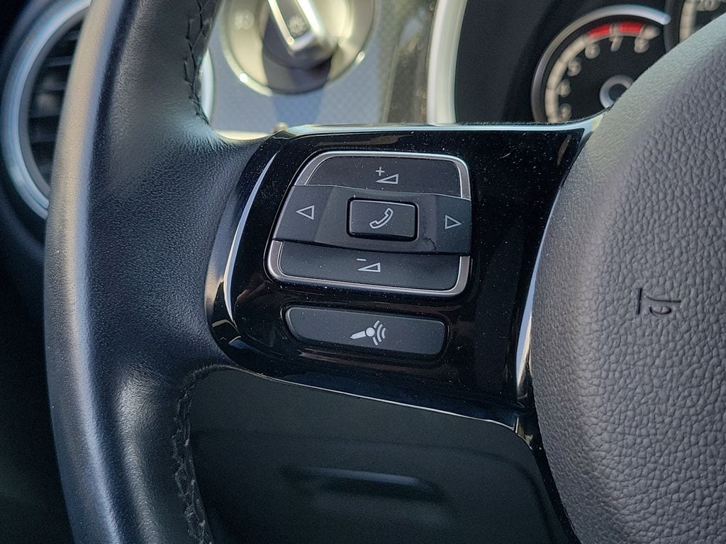 2014 Volkswagen Beetle R-Line - Photo 17