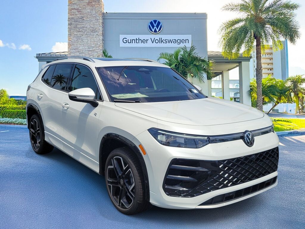 New 2026 Volkswagen Tiguan SEL R-Line Turbo SUV