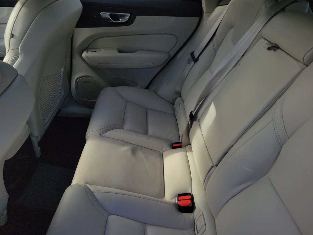 2025 Volvo XC60 Ultra - Photo 12