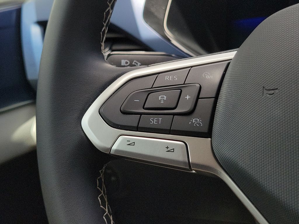 2023 Volkswagen Taos SE - Photo 26