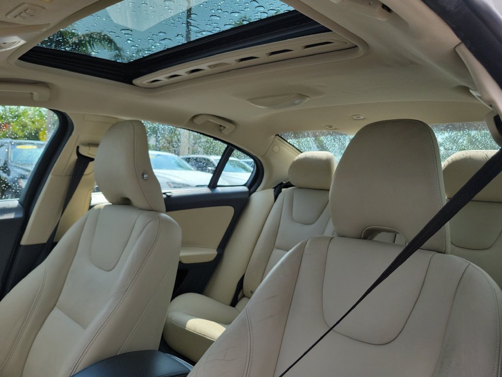 2017 Volvo S60 T5 Inscription - Photo 19