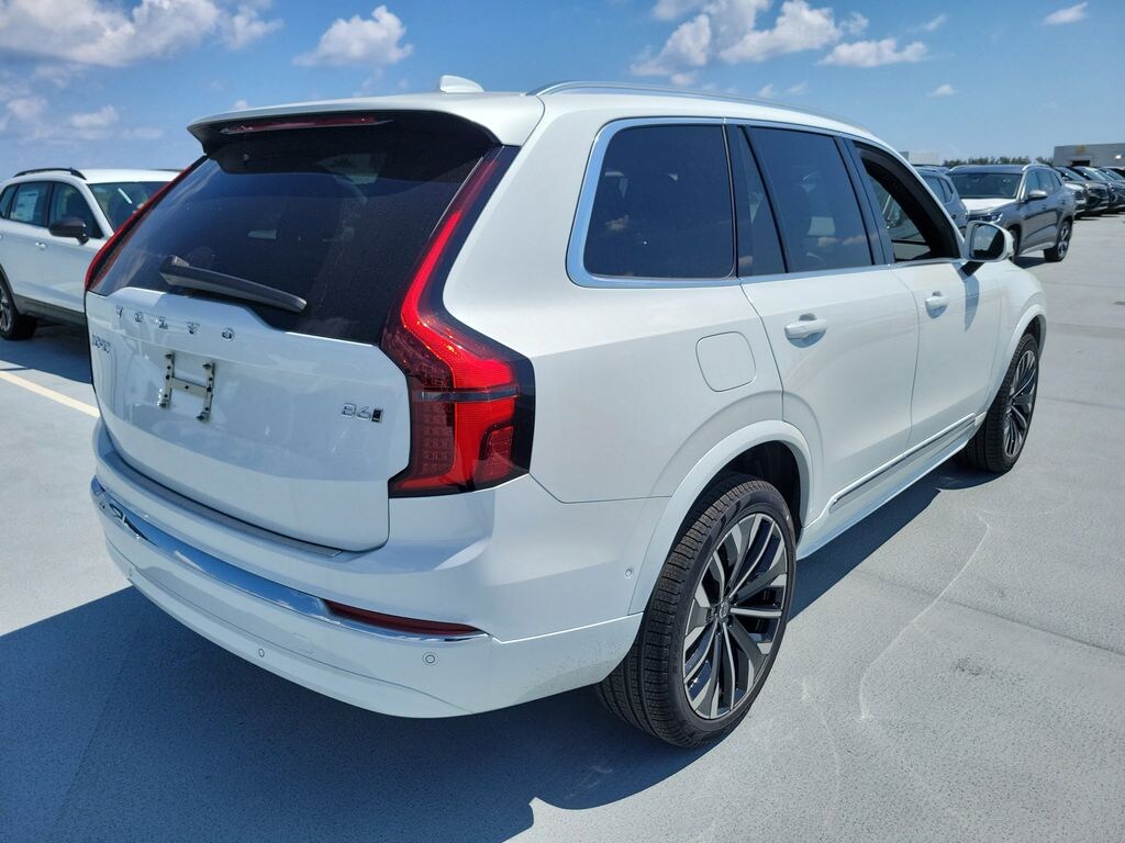 New 2026 Volvo XC90 B6 Ultra 7-Seater SUV