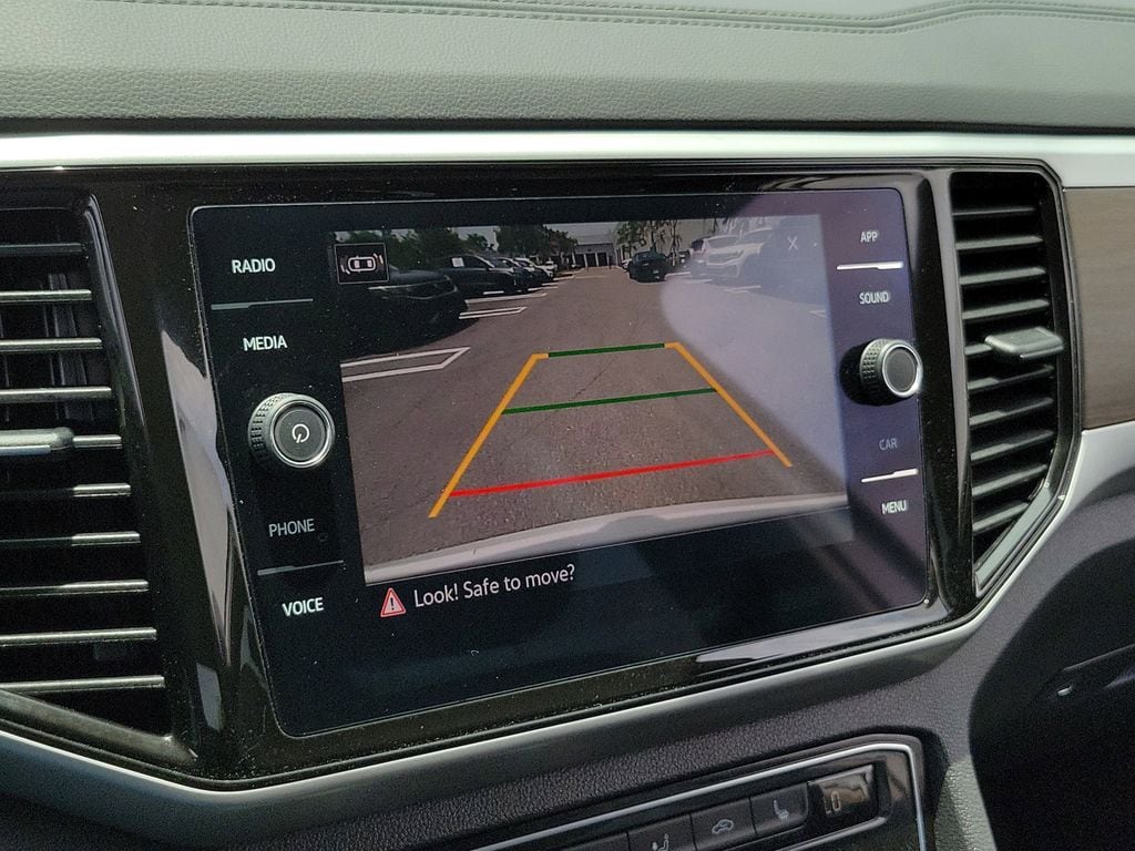 2023 Volkswagen Atlas SE w/Tech - Photo 29