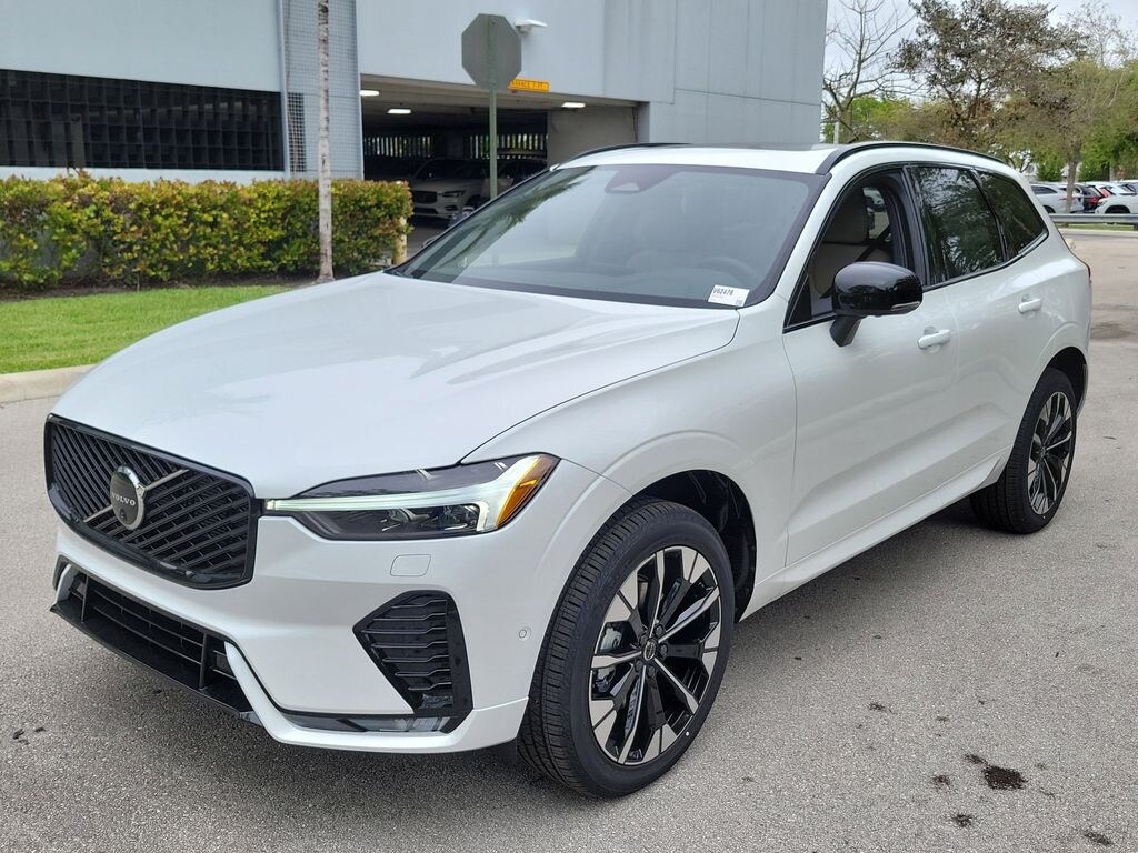 New 2026 Volvo XC60 B5 Plus SUV