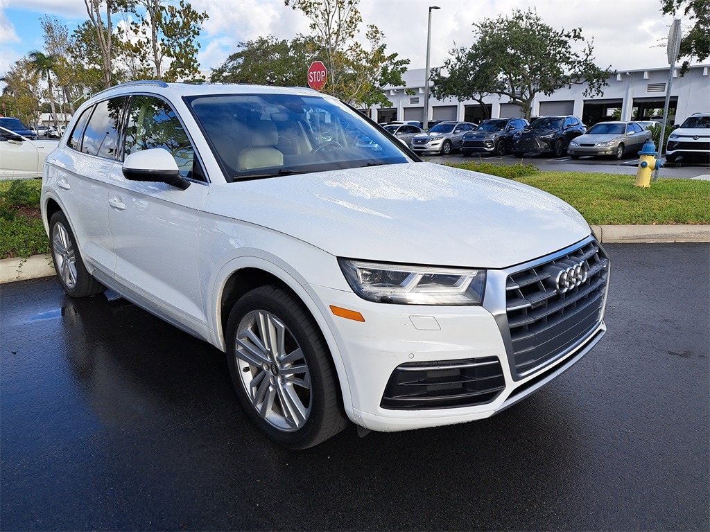 2018 Audi Q5 Premium Plus's photo