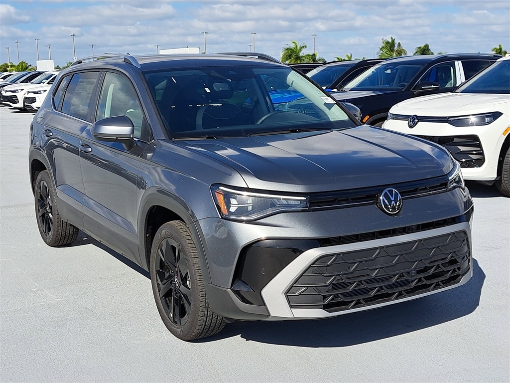 2026 Volkswagen Taos SE's photo