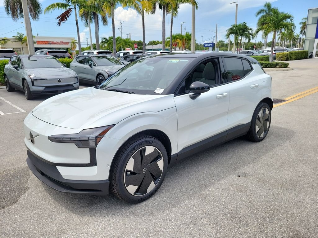 New 2026 Volvo EX30 Twin Motor Ultra SUV