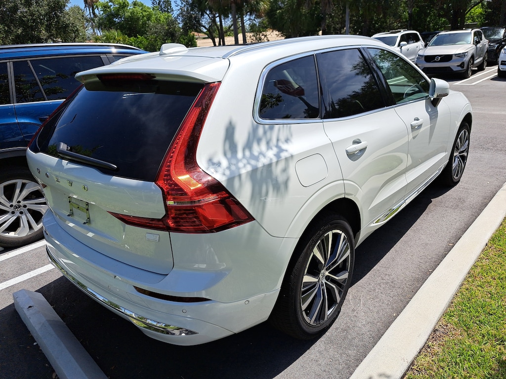 Used 2022 Volvo XC60 Recharge Plug-In Hybrid T8 Inscription Expression Extended Range SUV