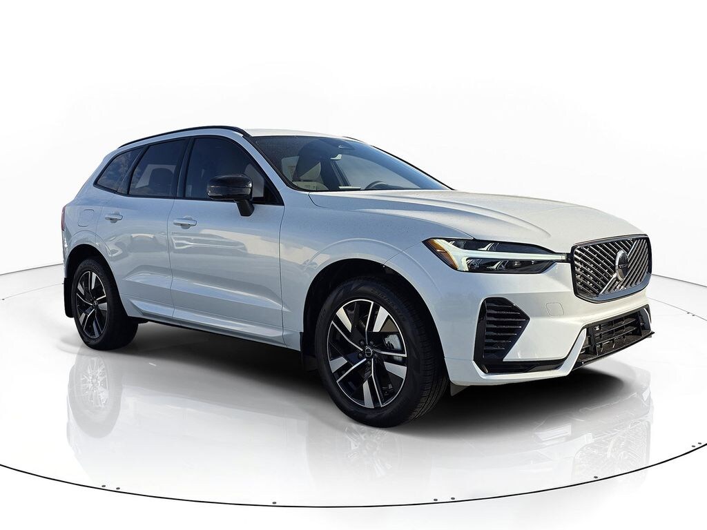 New 2026 Volvo XC60 plug-in hybrid T8 Core SUV