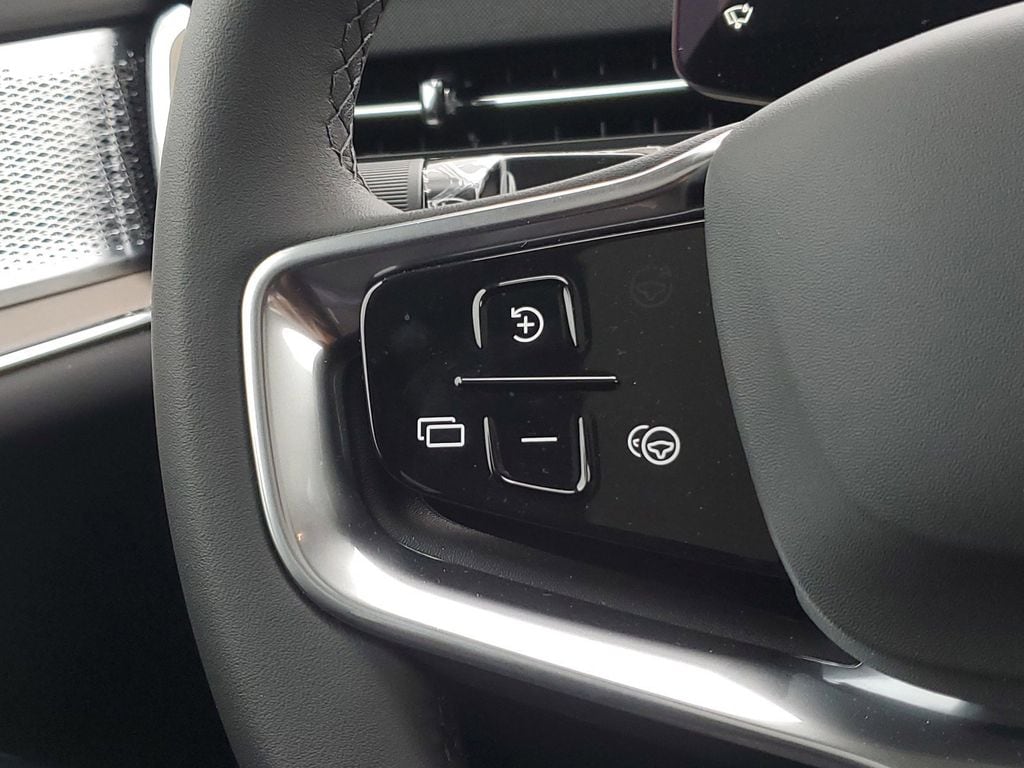 2025 Volvo EX90 Ultra - Photo 29