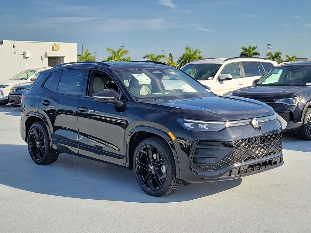 New 2026 Volkswagen Tiguan 2.0T SE R-Line Black SUV