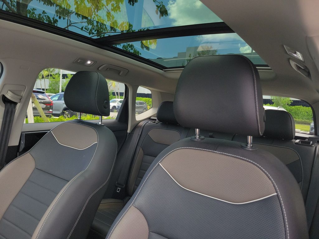 2024 Volkswagen Taos SEL - Photo 20