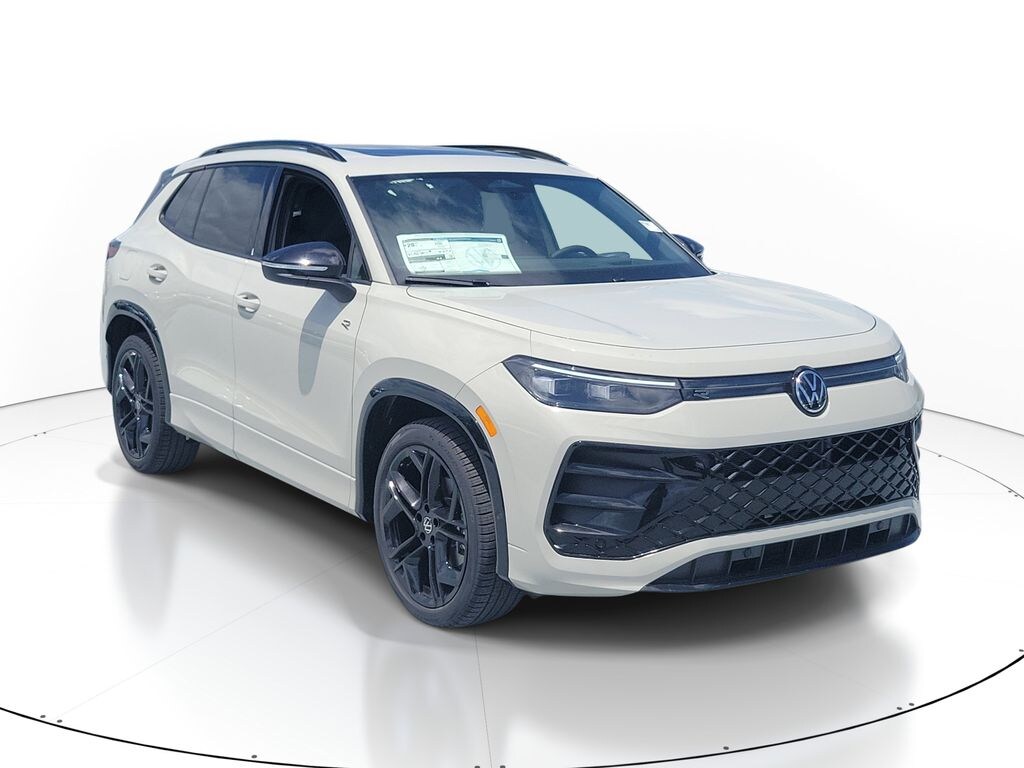 New 2026 Volkswagen Tiguan SE R-Line Black SUV
