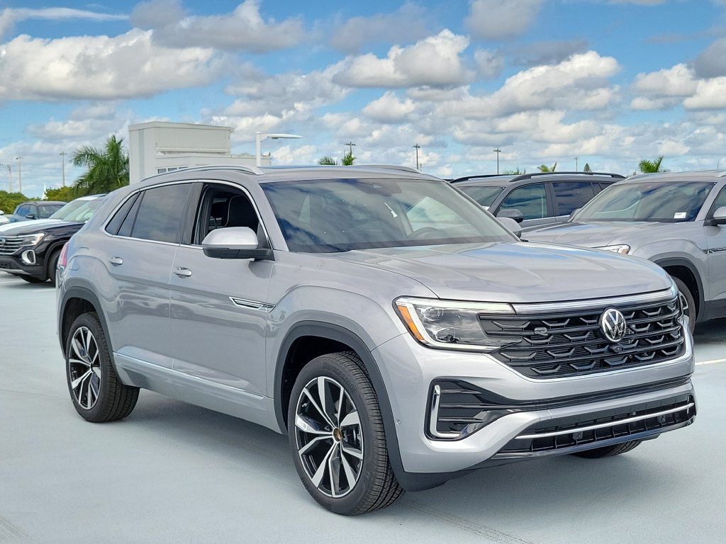 New 2026 Volkswagen Atlas Cross Sport SEL Premium R-Line SUV