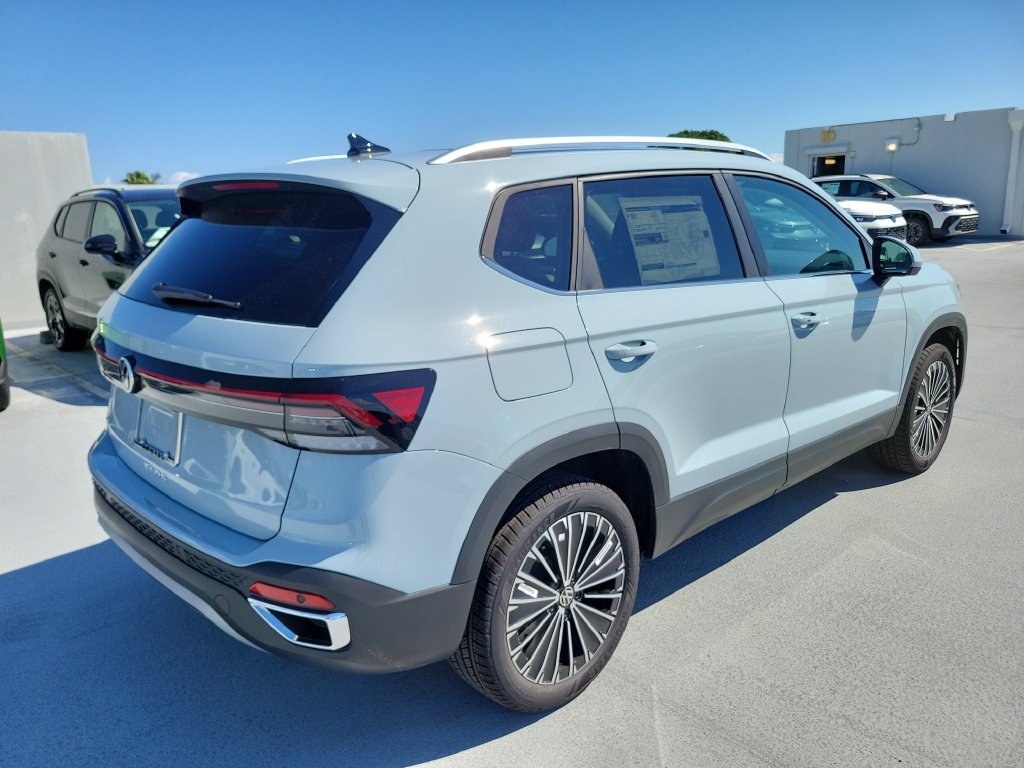 New 2027 Volkswagen Taos 1.5T SE SUV