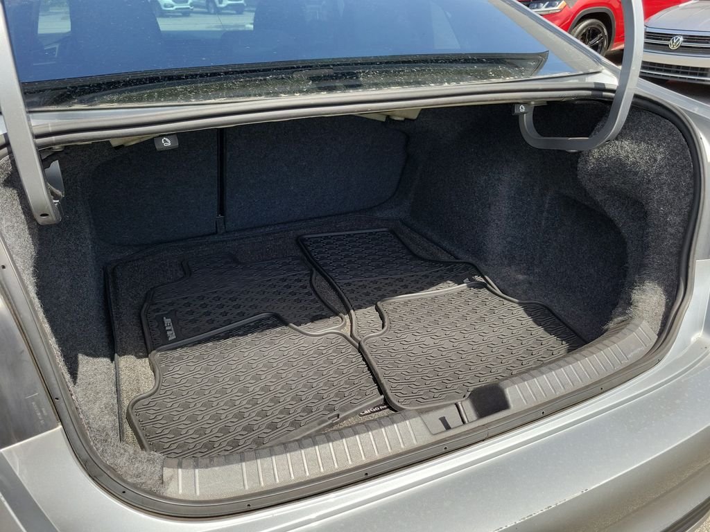 2024 Volkswagen Jetta S - Photo 6