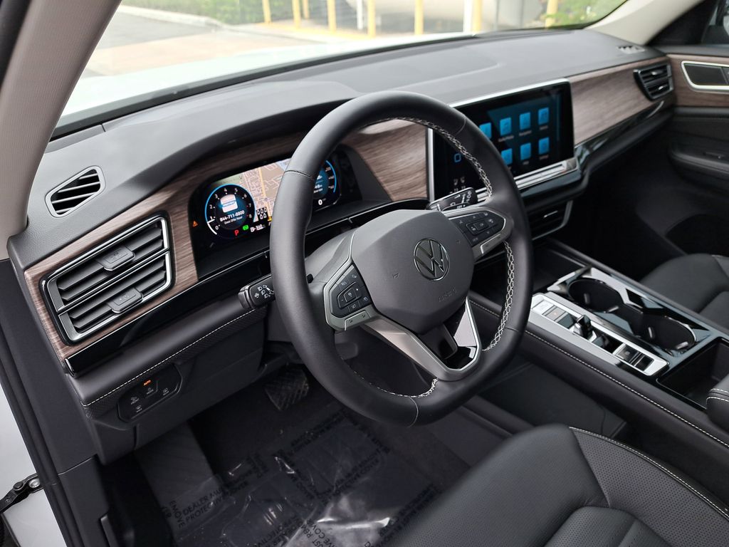 2025 Volkswagen Atlas SEL - Photo 20
