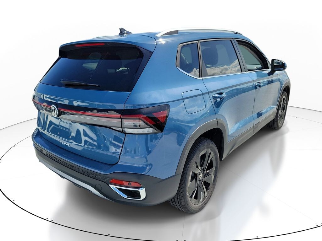 New 2026 Volkswagen Taos 1.5T SE SUV