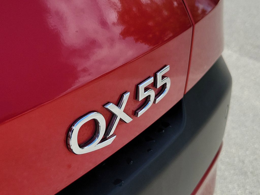 2022 INFINITI QX55 Essential - Photo 7