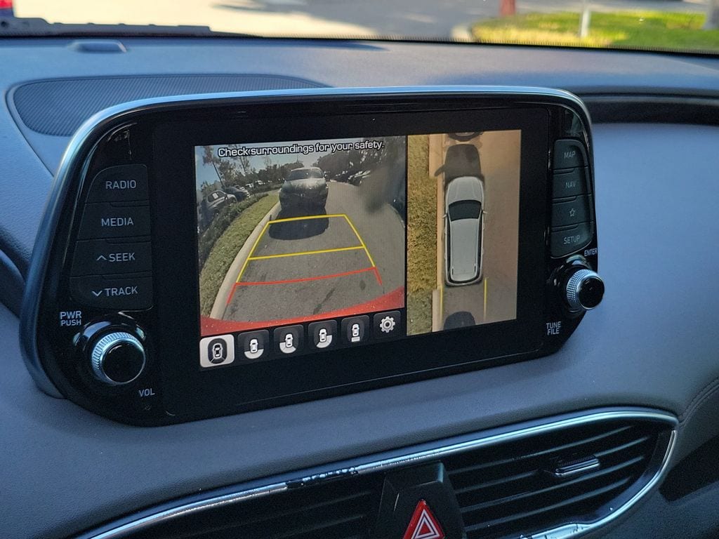 2020 Hyundai Santa Fe Limited - Photo 26
